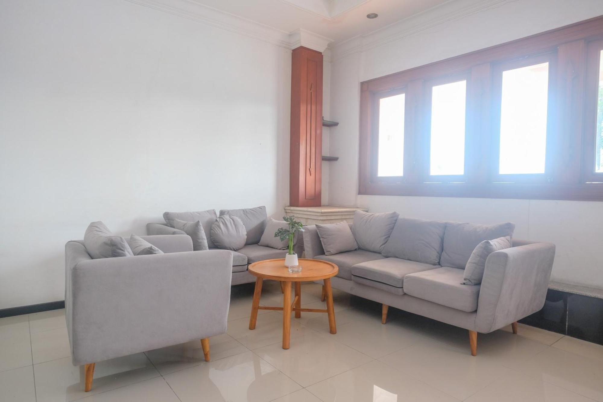 Urbanview Omah Pari Boutique Hotel Yogyakarta Exteriör bild